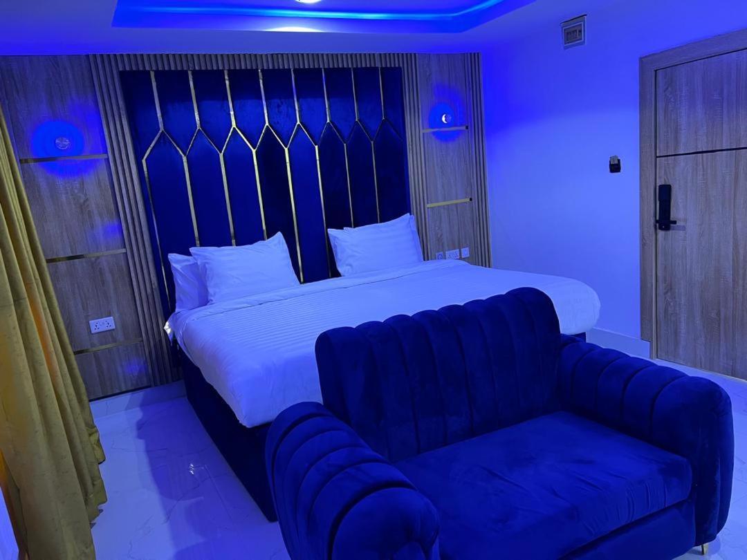 Villa Palazzo Hotel 2 Ikeja Exteriör bild